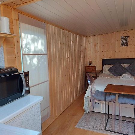 Pretty Studio With A Private Terrace Лондон Экстерьер фото